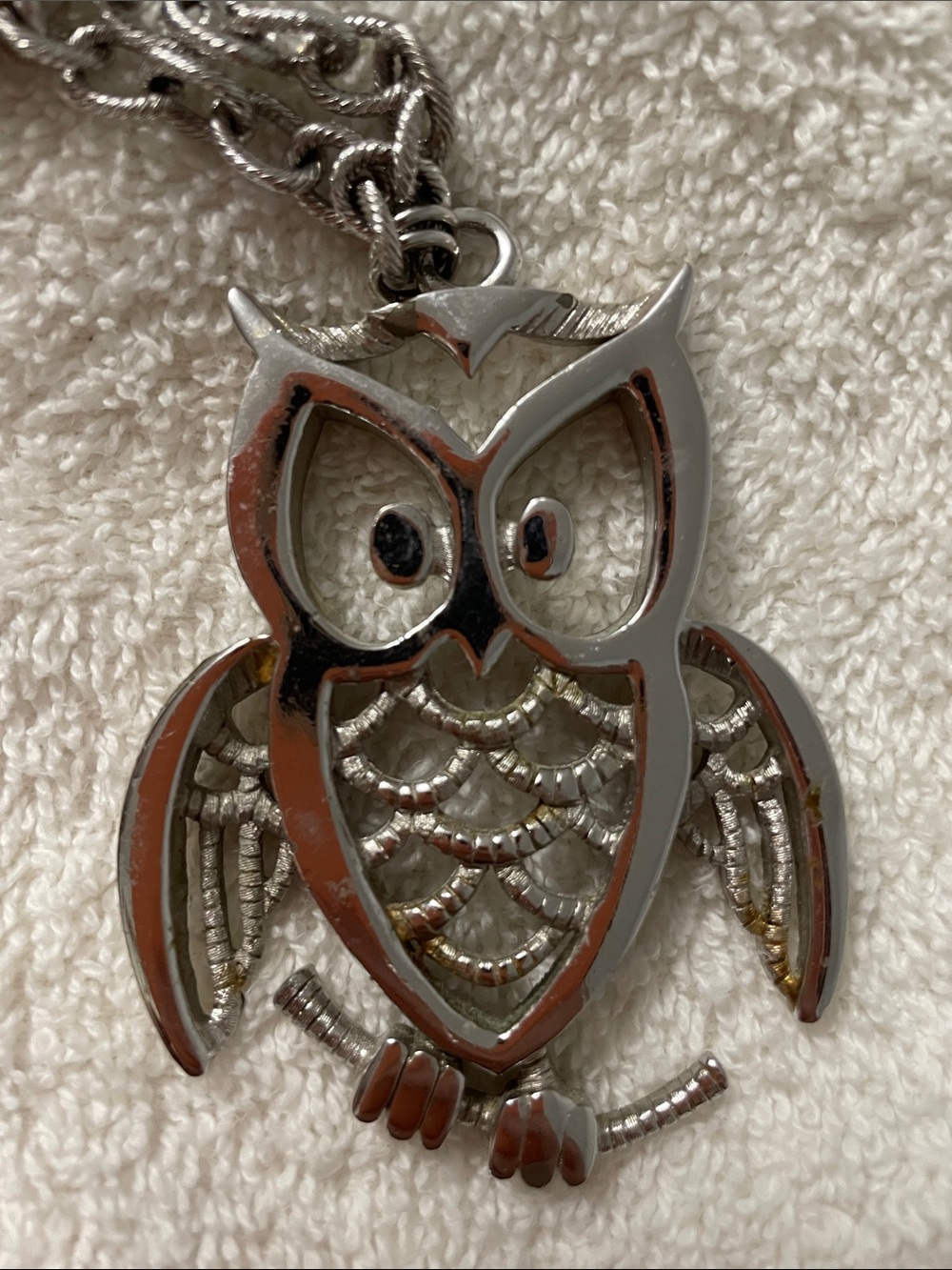 Owl Pendant Necklace in Silver Tone